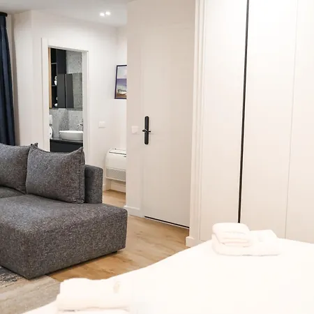 Heart Of * Τίρανα