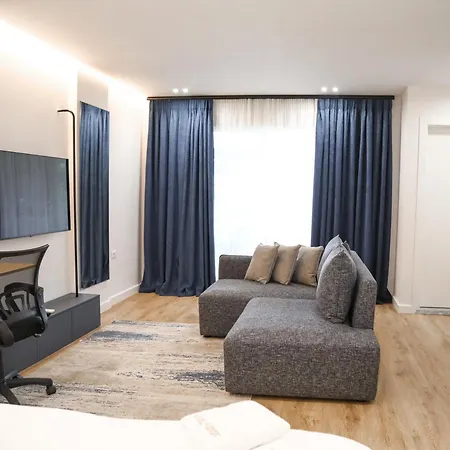 Heart Of * Τίρανα