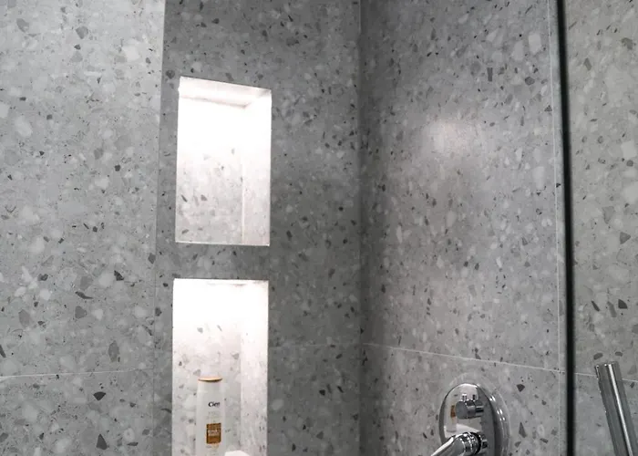 Lägenhet Heart Of Tirana